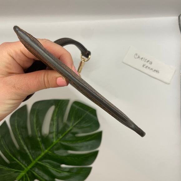 Louis Vuitton Neverfull Clutch Purse Pouch Damier Ebene Interior Everyday Travel - Picture 14 of 16